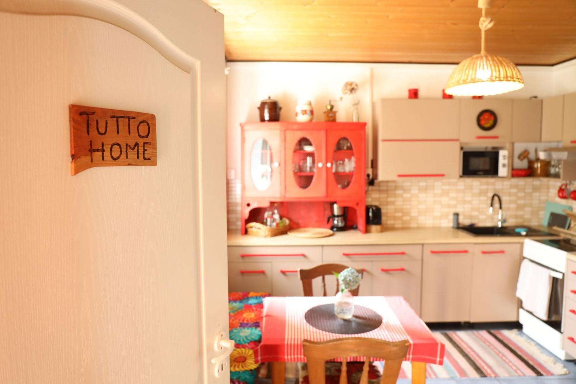 Tutto Apartment